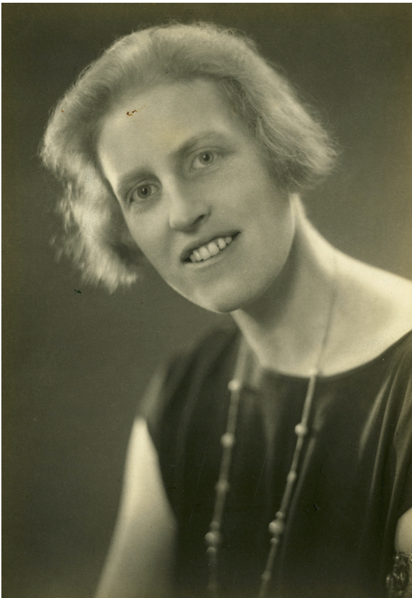 Winifred Holtby (1898-1935) | Humanist Heritage - Exploring the rich ...